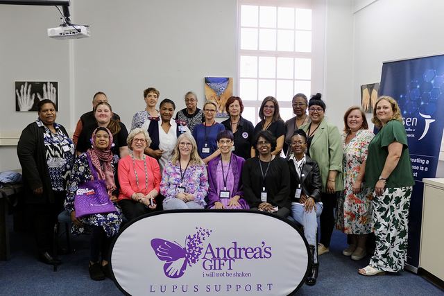 Hand-in-hand patient support group workshop